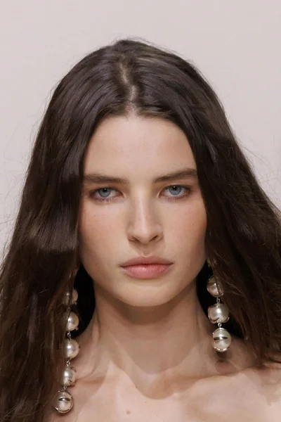 Look 73